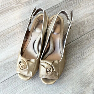Sofft Gold Metallic  Espadrilles Wedge Open Toe